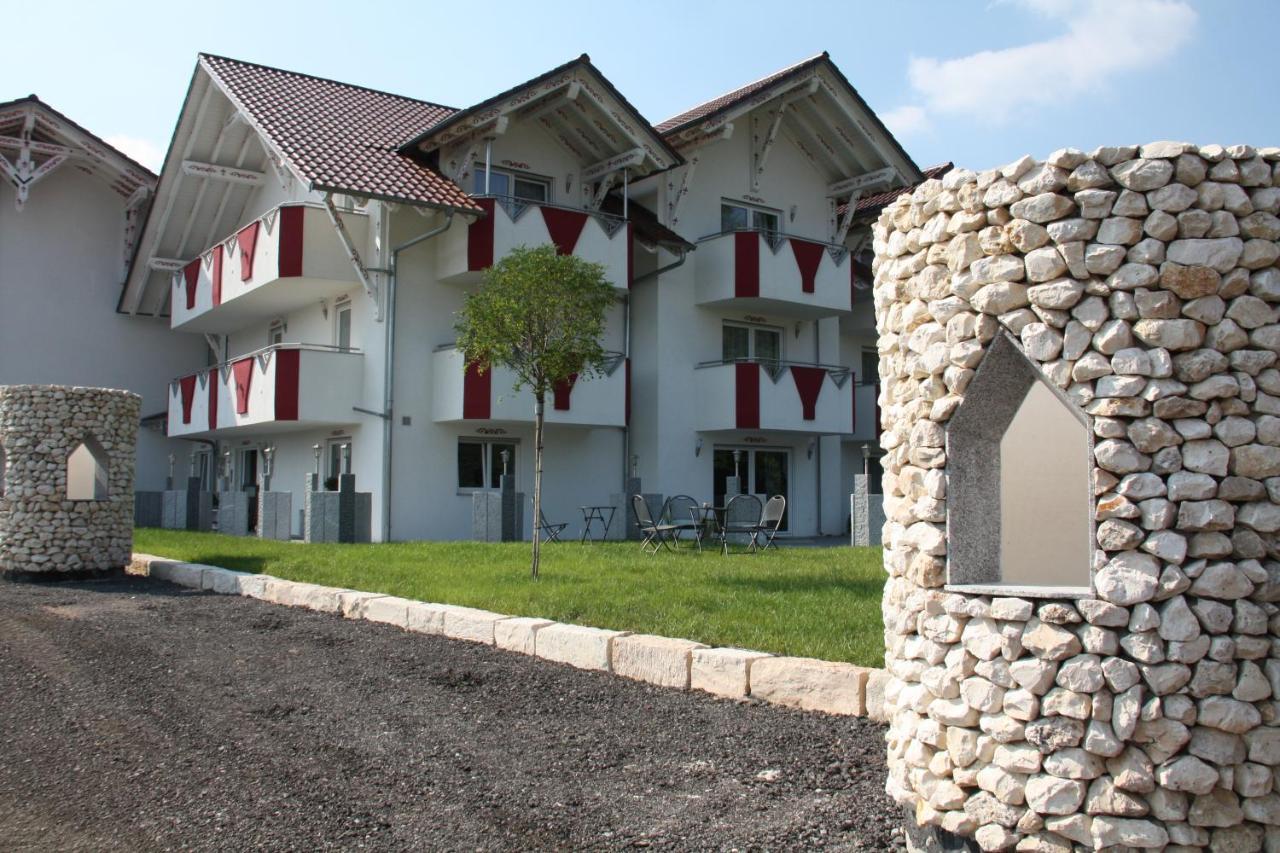 Zum Kreuzritter Aparthotel Wuestenrot Ngoại thất bức ảnh